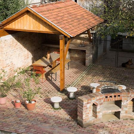 Tompos Vendégház és pince Villány Exterior foto